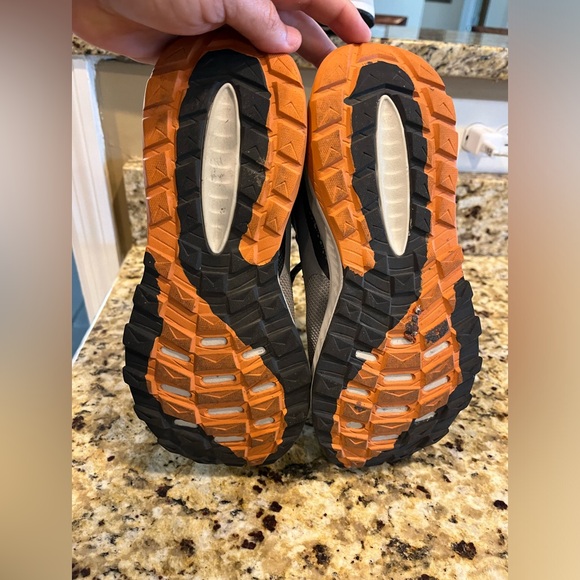 New balance men’s trail running shoes excellent condition like new size 7 - Picture 6 of 6